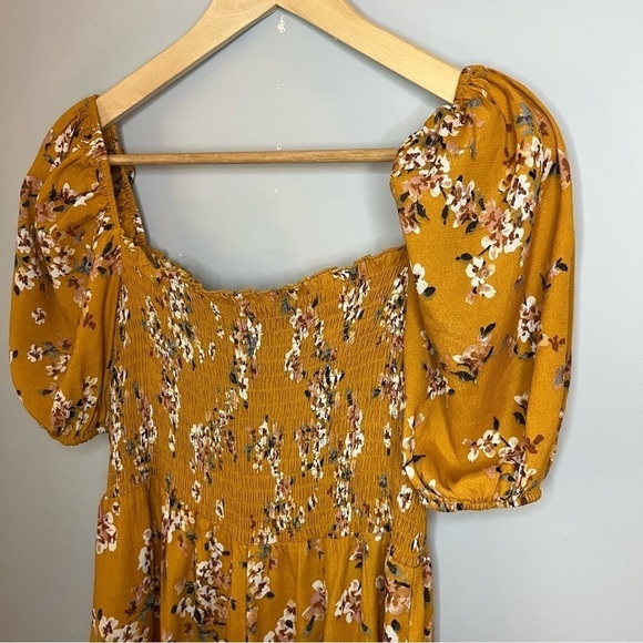 Flynn Skye Justine Square Neckline Mustard Springs Floral Crepe Romper Size M - Picture 6 of 16